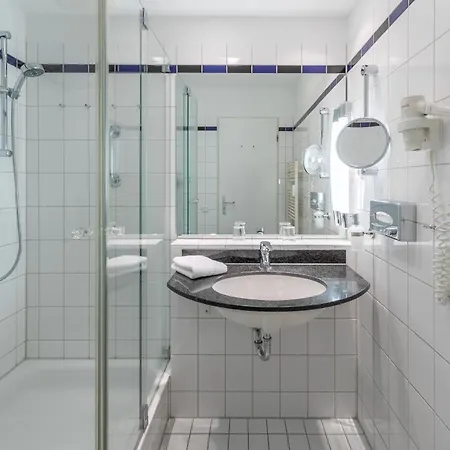 Sturmmoewe - Direkt An Der Ostsee Gelegen * Zingst